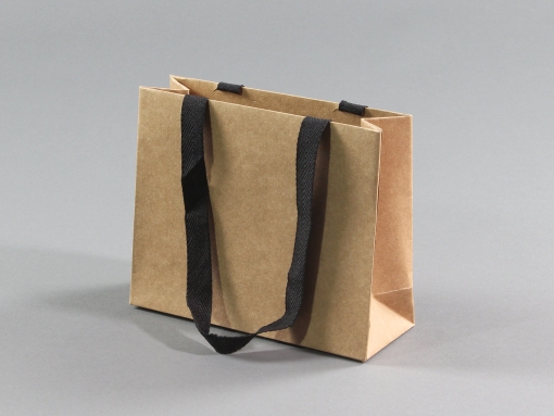 22+8x18cm naturbraun, Griffband schwarz