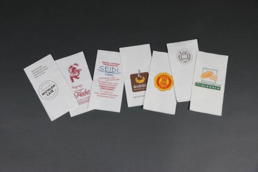 Serviette 1-lagig mit 1/8-Falz