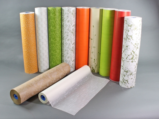 Blumenpapier auf Rolle